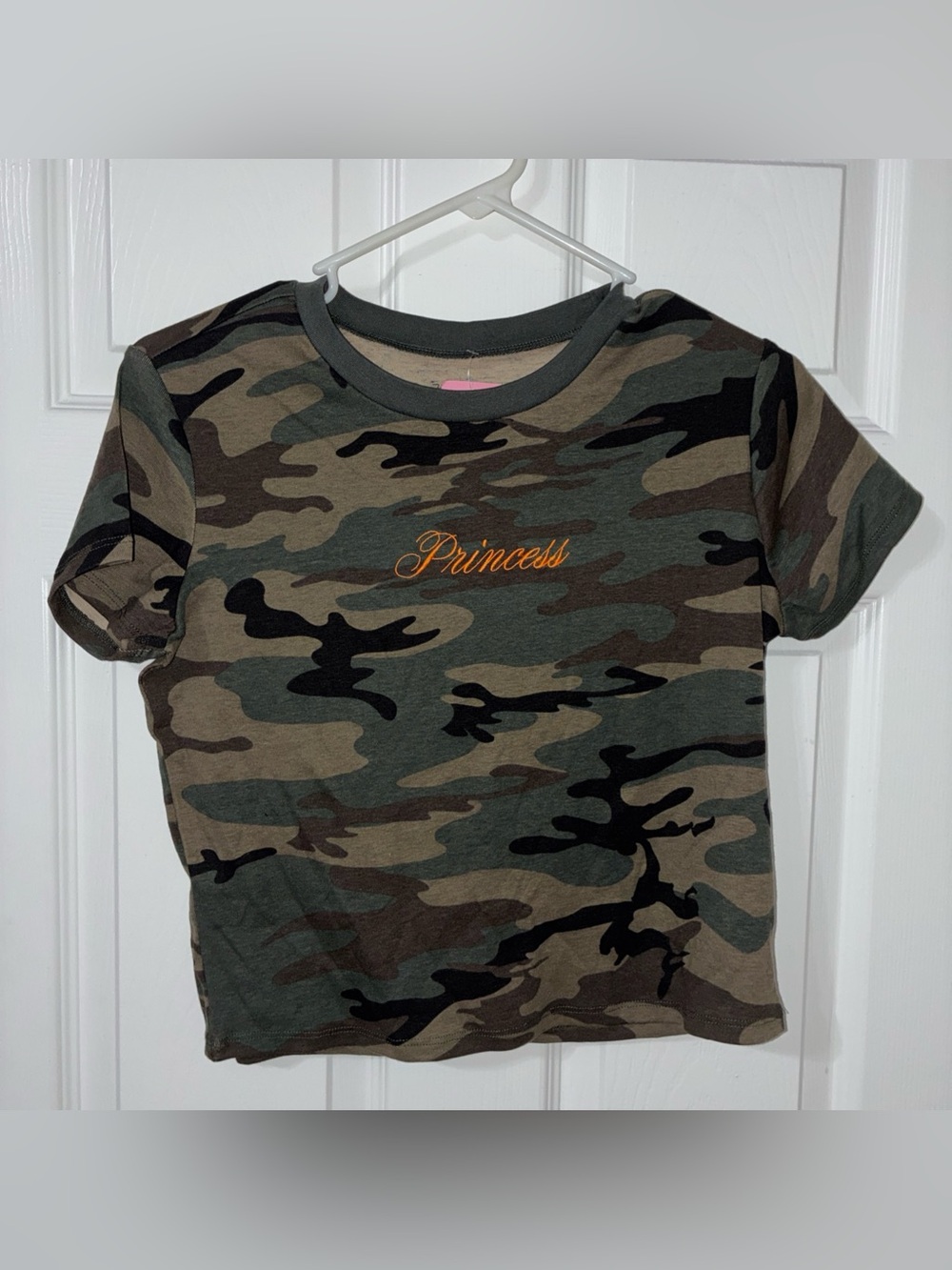 Zoe + Liv Camo 'Princess' Crop Tee - Green & Brown Camouflage Size: M - New